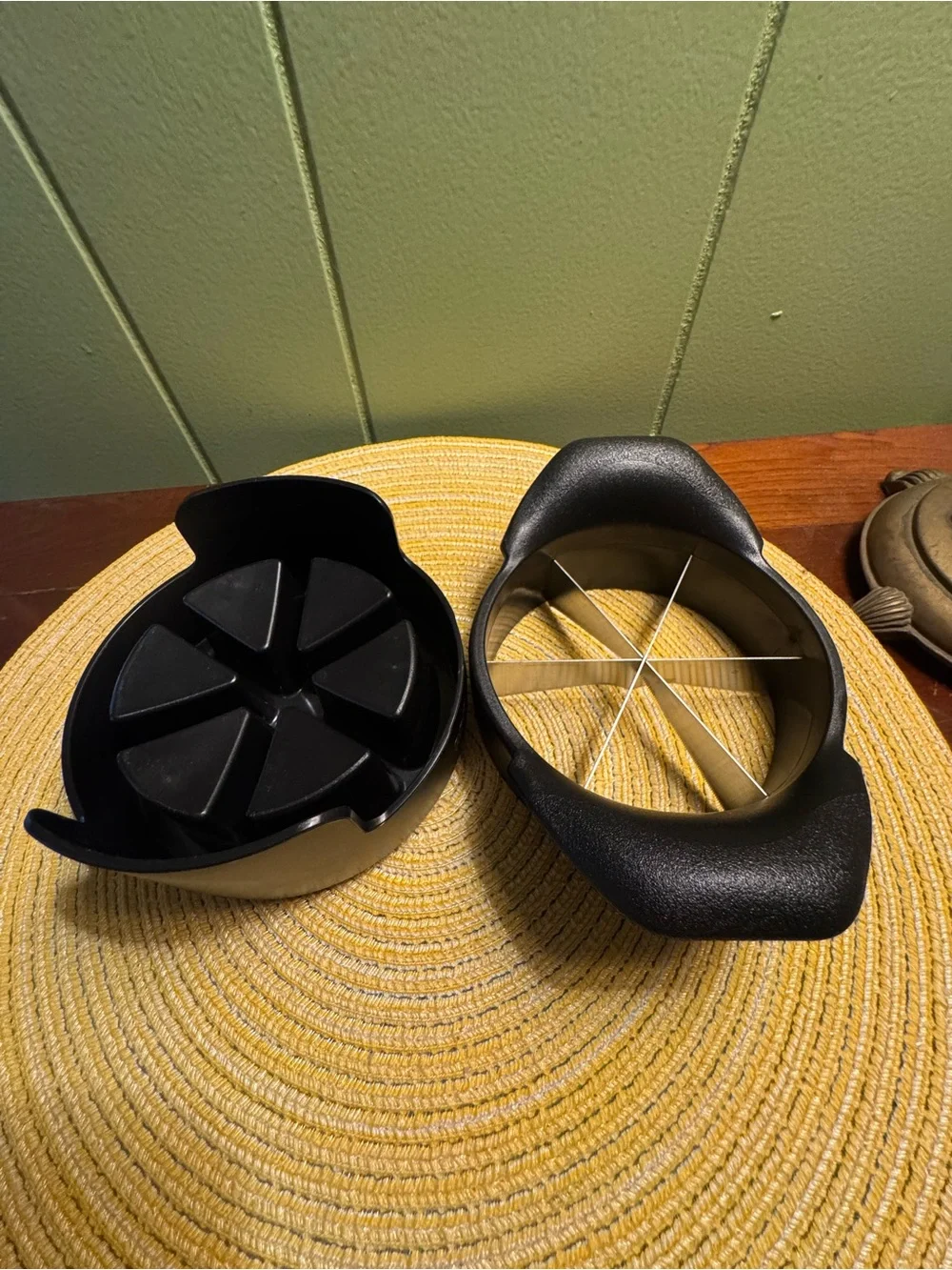 Pampered Chef Veggie Wedger